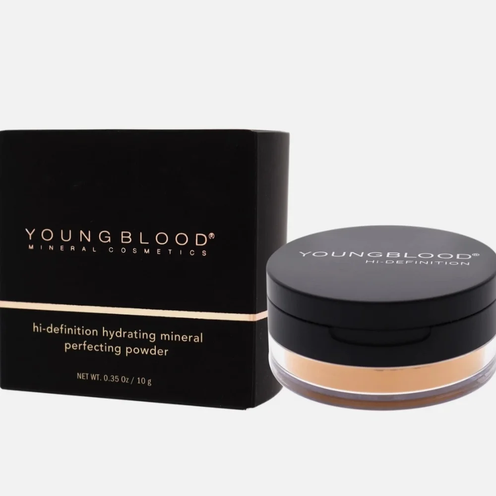 Youngblood Hi-definition Mineral Perfecting Powder in Warmth